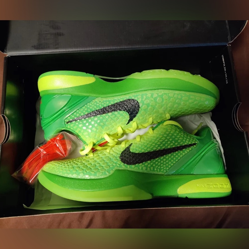 Kobe 6 Grinch Size 12